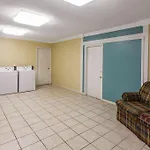 Travelodge By Wyndham Natchitoches 