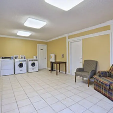 Travelodge By Wyndham Natchitoches 