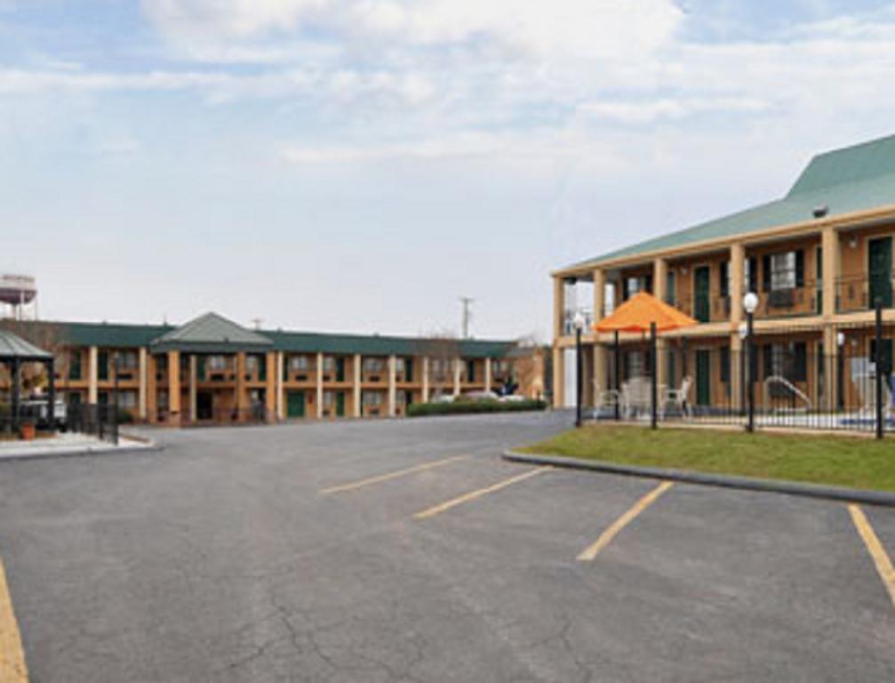Travelodge By Wyndham Natchitoches